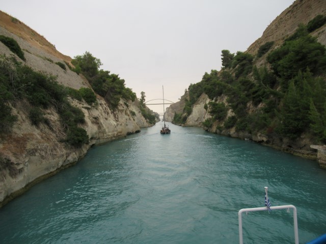 Boottocht door het kanaal van Korinthe